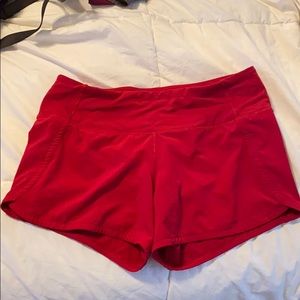 Size 4 Lululemon Speed Up Shorts 2.5’